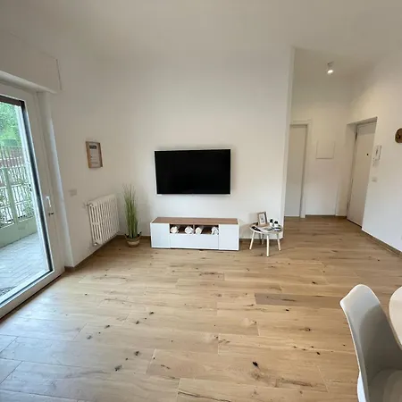 Valsassina House Lovely, Brand New House Near Piani Di Bobbio *